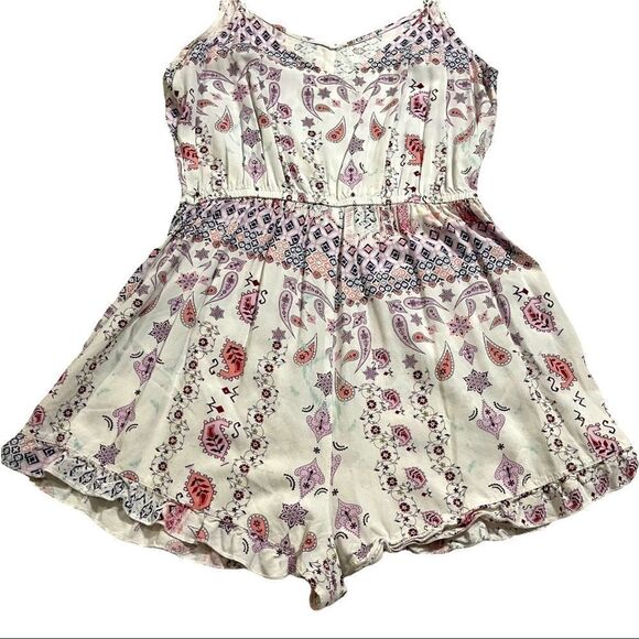 Cotton
On Paisley Print Spaghetti Strap Romper SMALL - Picture 3 of 13